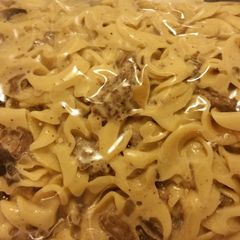 A picture of Donna' beef stroganoff.
