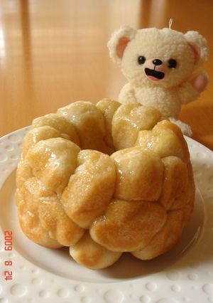 A picture of Banana Yogurt Monkey Bread.