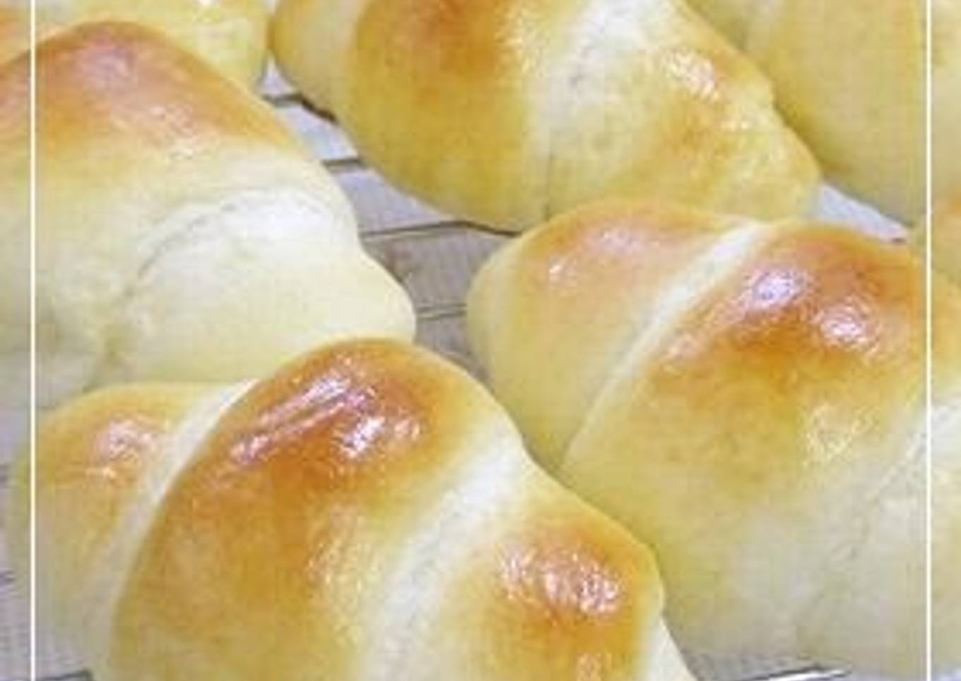 Soft& Chewy Rice Flour Butter Rolls