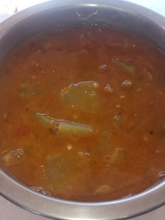 வெள்ளை பூசணி சாம்பார் (Vellai poosani sambar recipe in tamil) செய்முறை முக்கிய புகைப்படம்