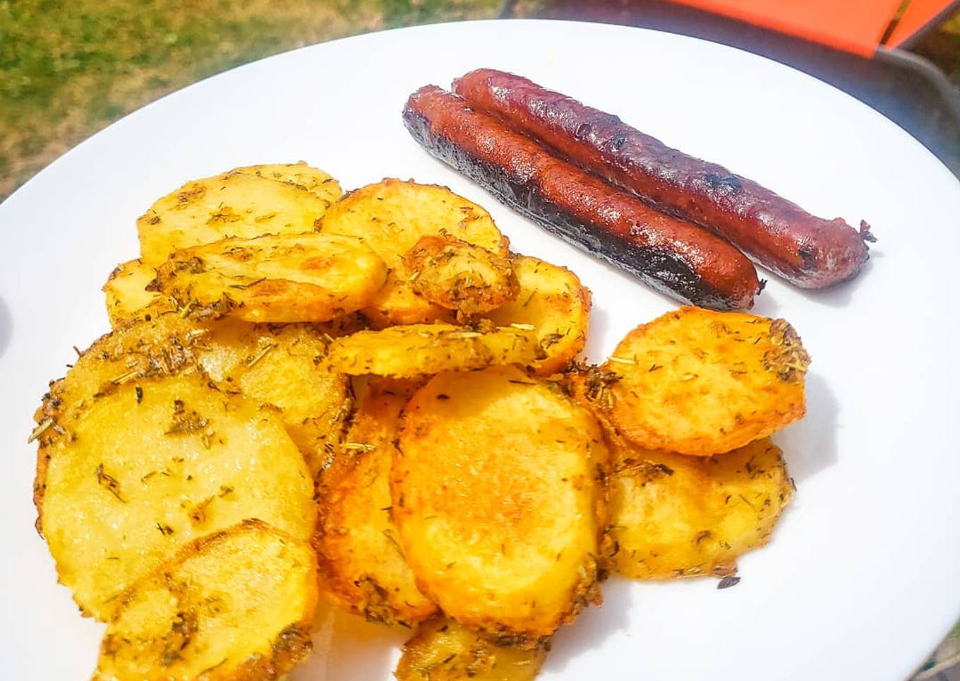 Pommes de terre au four et merguez