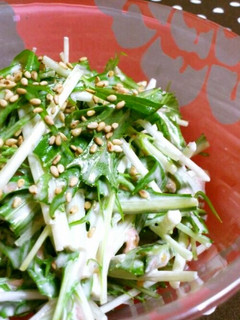 A picture of Crispy Mizuna Salad with Plum-Mayonnaise Dressing.