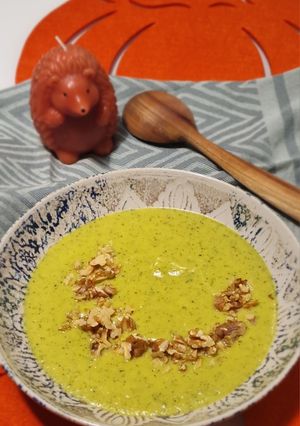 Indiai cukkini krémleves (vegán) recept fotója