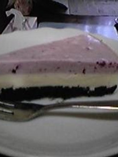 A picture of Blueberry No-bake Cheesecake.
