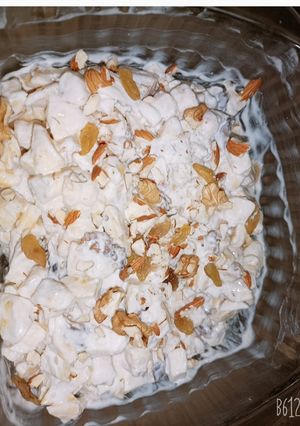 A picture of Creamy fruit chat.