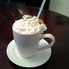 A picture of Caramel Mocha Hot Chocolate.