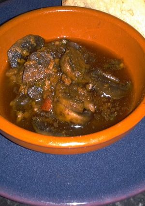 A picture of Mushroom Pil Pil.