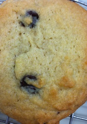 A picture of Ben & Jerry's Giant Chocolate Chip Cookies.