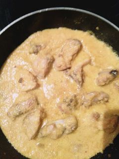 Una foto de Pollo al curry