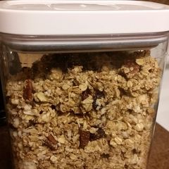 A picture of Lawroweld Granola.