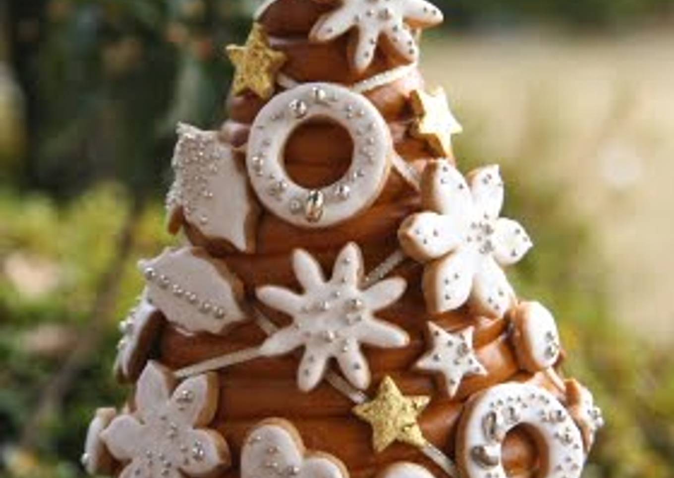 A White Christmas Tree Made of Bread