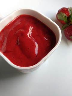 A picture of Homemade strawberry Sauce.