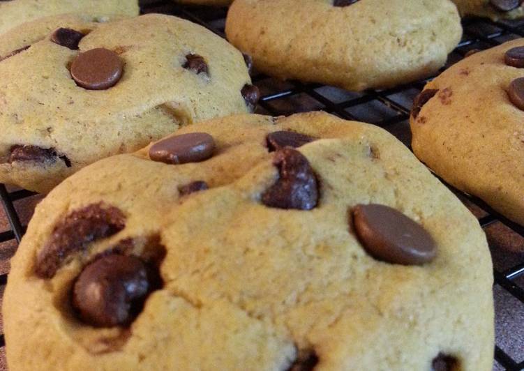 Recipe: Perfect ★ Pumpkin Chocolate Chip Cookies ★