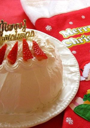 A picture of A Decadent Whipped Cream for Cakes.