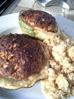 A picture of Meat Stuffed Summer Squash.