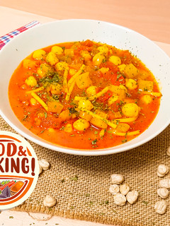 Una foto de Garbanzos con Fideos Estilo Moruno