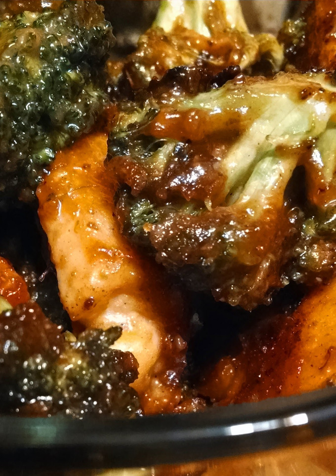 A picture of Peanut butter chicken.