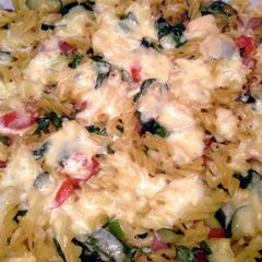 A picture of Spinach-Mozarella Pasta Bake.