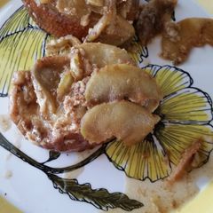 A picture of Apple upside-down french toast.