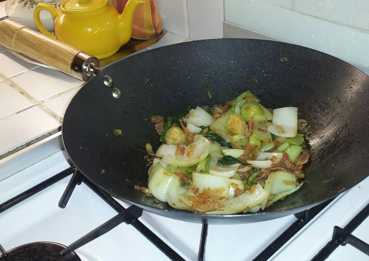 Steps to Make Award-winning Bok Choy with Bacon