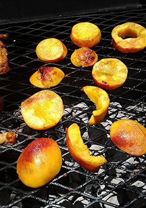 A picture of 4th of July peaches.