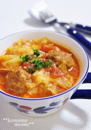 A picture of Meltingly Soft Cabbage and Meatballs Stewed in Tomatoes.
