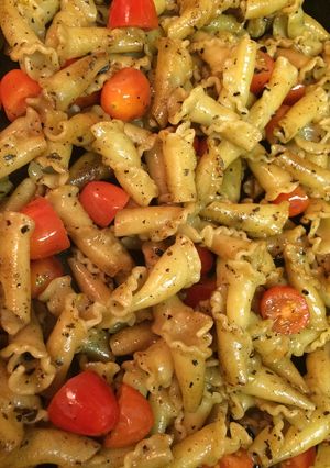 Una foto de Pasta con salsa de mantequilla y ajo