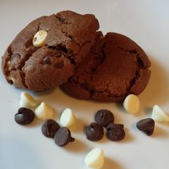 A picture of Chocolate Peanut Butter Dream Cookies.