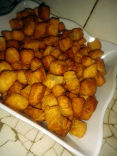 A picture of Chin chin.
