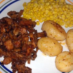 A picture of Macs chicken and mushrooms.