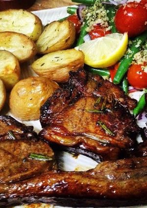 A picture of Sweet Marinated Lamb Chops.
