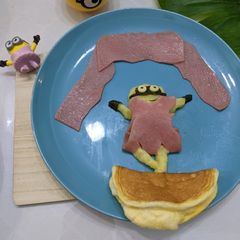 A picture of Minion Mashed Potato with Souffle Egg (Dance to your own rythmn).