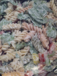 A picture of My BLT Pasta salad.