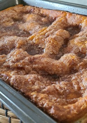 A picture of Sopapilla Cheesecake Pie.