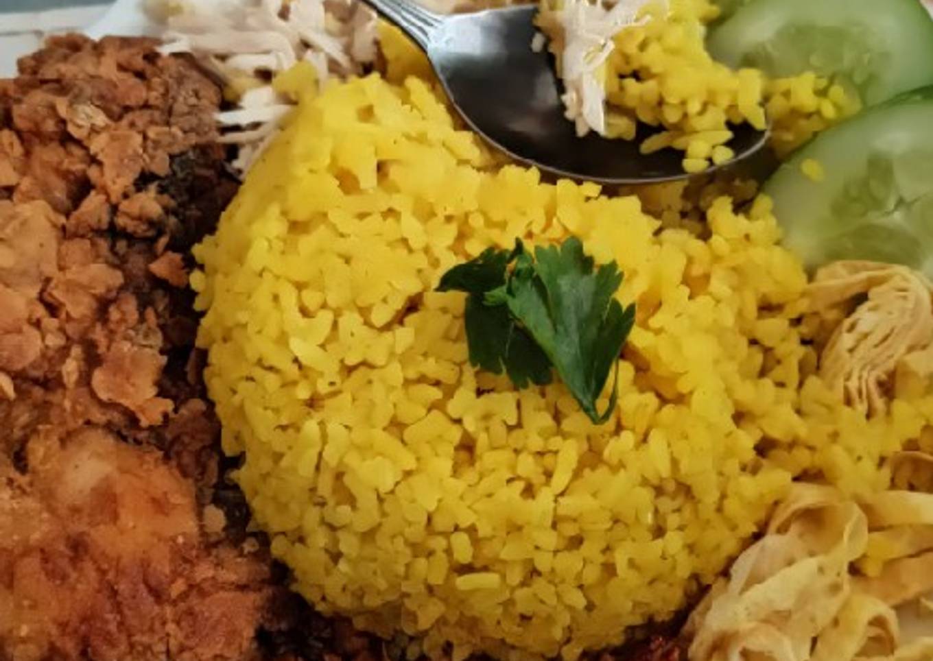 Nasi Kuning sederhana