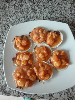 Una foto de Zamburiñas rellenas en salsa