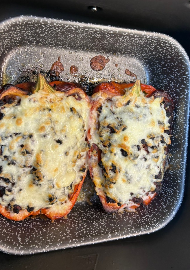 Una foto de Pimientos rellenos de carne en Airfryer Cosori v.2