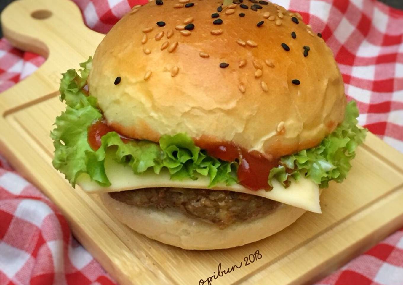 Cheesy Beef Burger