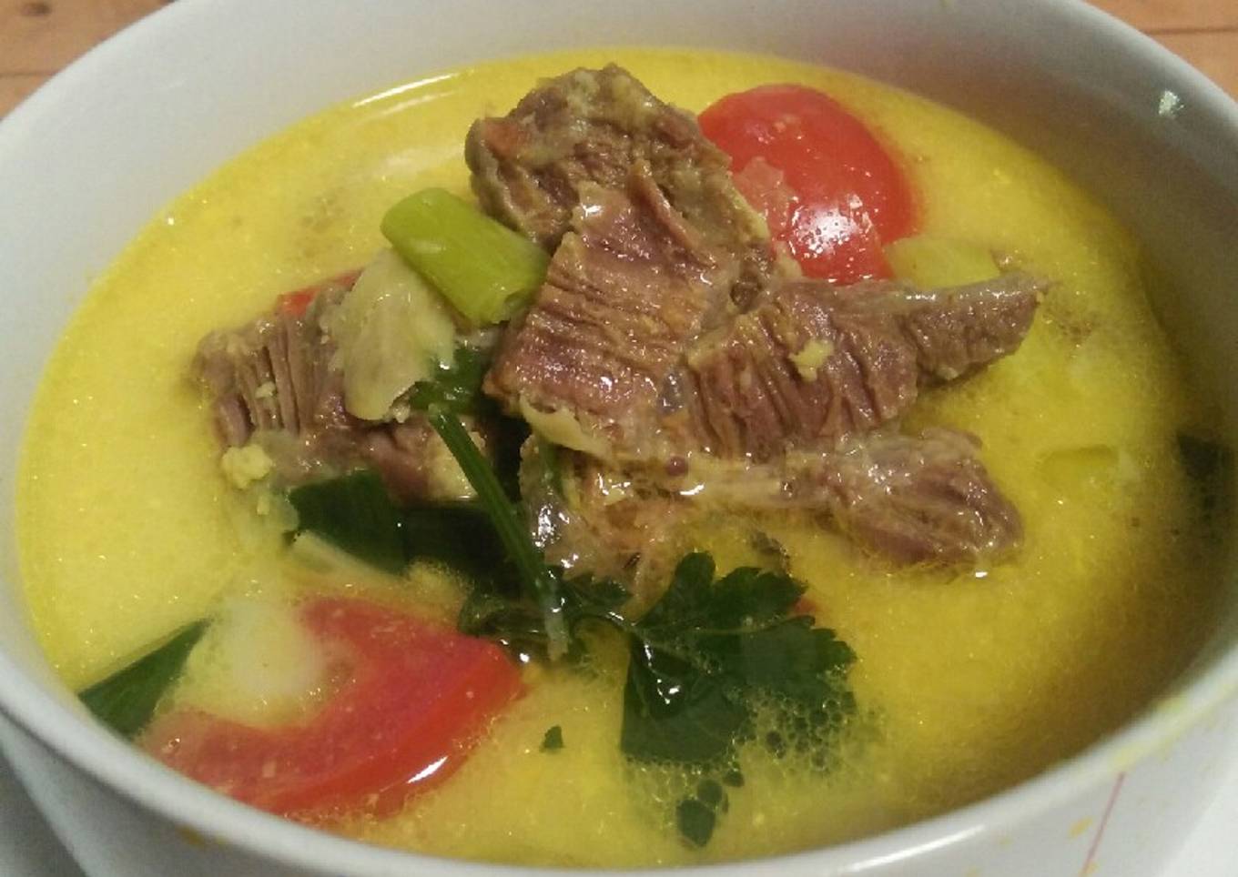 Soto daging kuah susu segar
