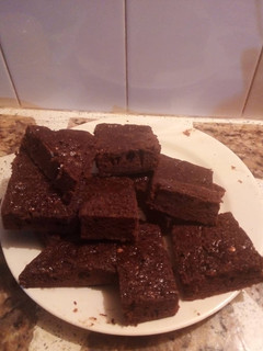 Una foto de Brownies de chocolate y maní