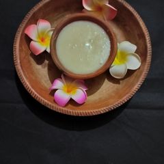 A picture of Condensed milk.