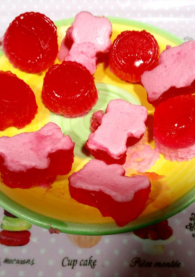 Una foto de 🍭Golosinas de gelatina y nubes🍬