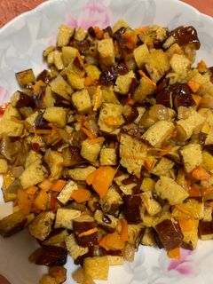 辣蘿蔔炒豆干【清冰箱料理】 的食譜成品照片