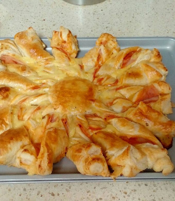 Foto principal de Hojaldre de jamón york y queso