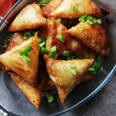 SAMOSA (Lunch Dawat) A picture of SAMOSA (Lunch Dawat).