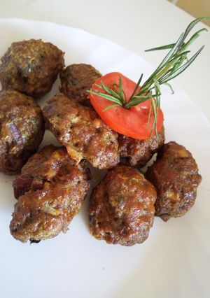 A picture of Baked Saucy Mini Kebabs.