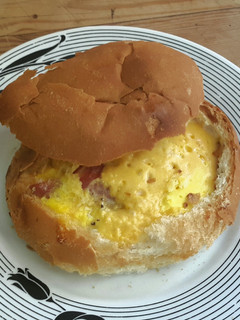 A picture of Breakfast Bread Bowl.