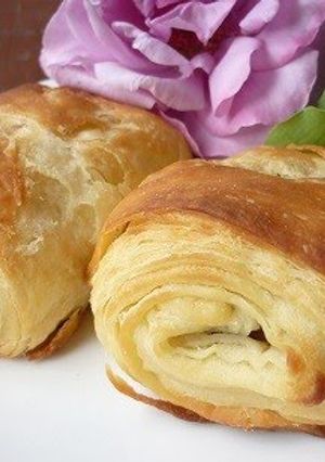 A picture of Hand-Kneaded Chocolate Danish.