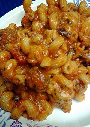 A picture of chicken ground sirloin and pasta.
