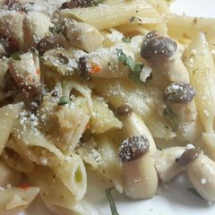 A picture of Penne with Spicy Mushroom.